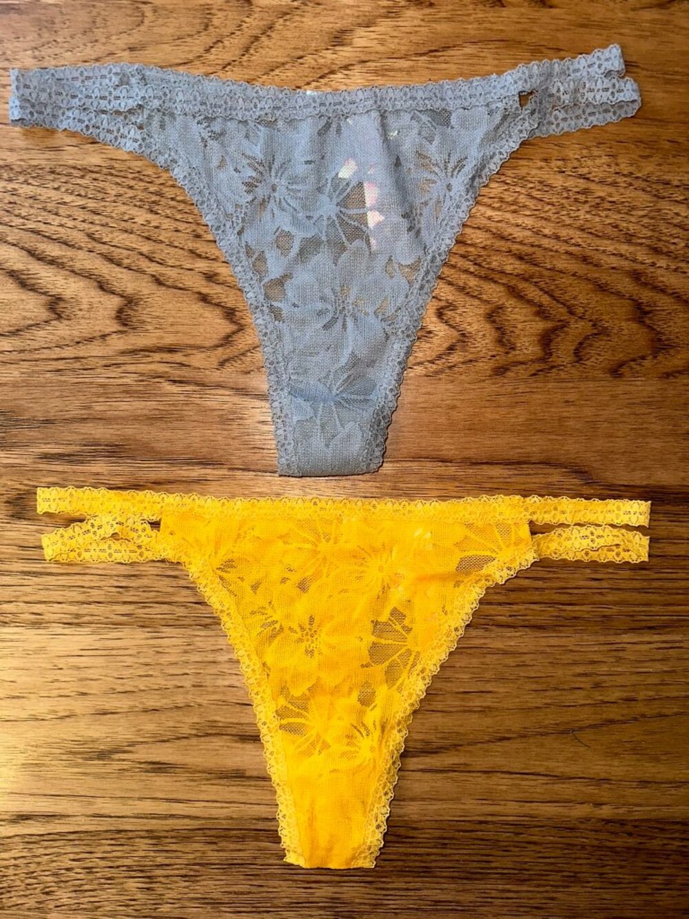 NWT PINK VICTORIA'S SECRET 2 PAIR LACE DOUBLE STRING THONG BIKINI PANTIES MEDIUM